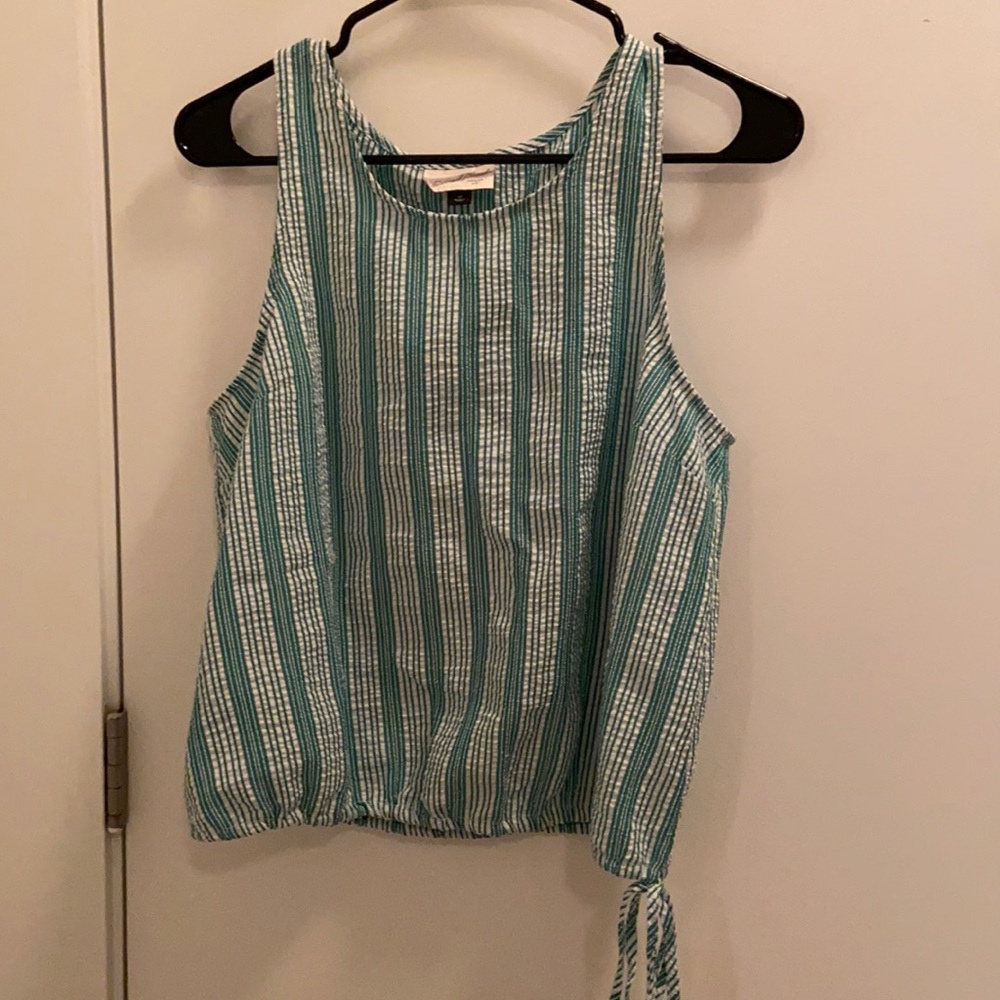 Universal Thread - Green Striped Tank Size Medium